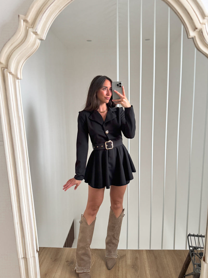 Salopette noire avec revers de ceinture