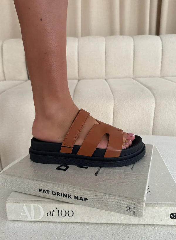 H Sandals