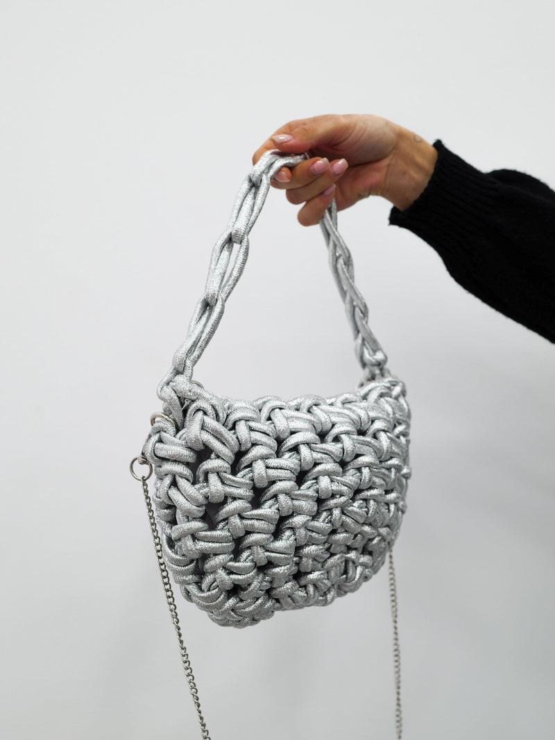 Sac à main à nœud argenté