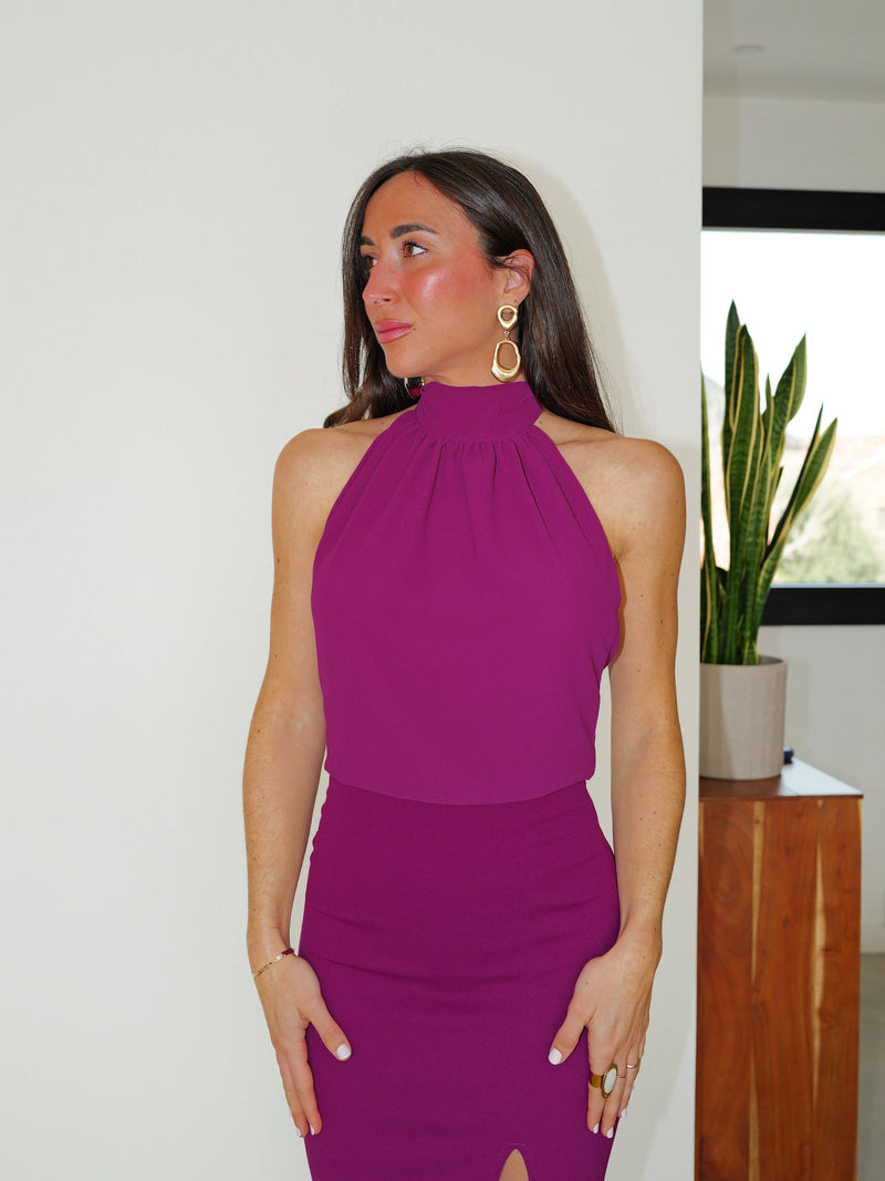Robe dos nu en tulle aubergine