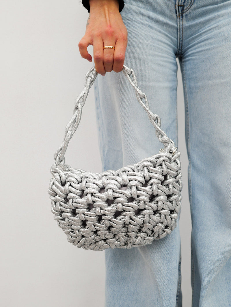 Sac à main à nœud argenté